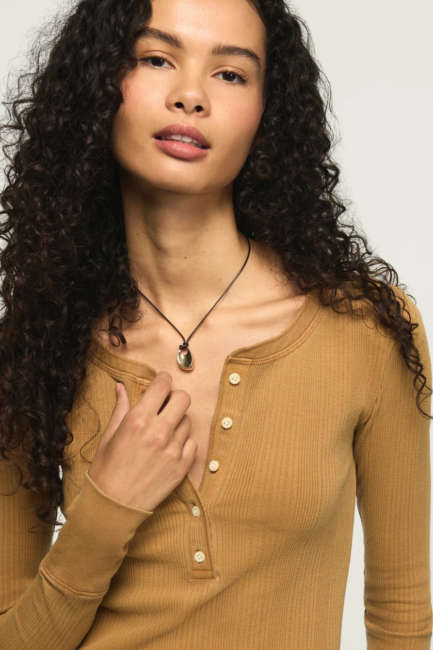LONG SLEEVE RIBBED HENLEY, image 5