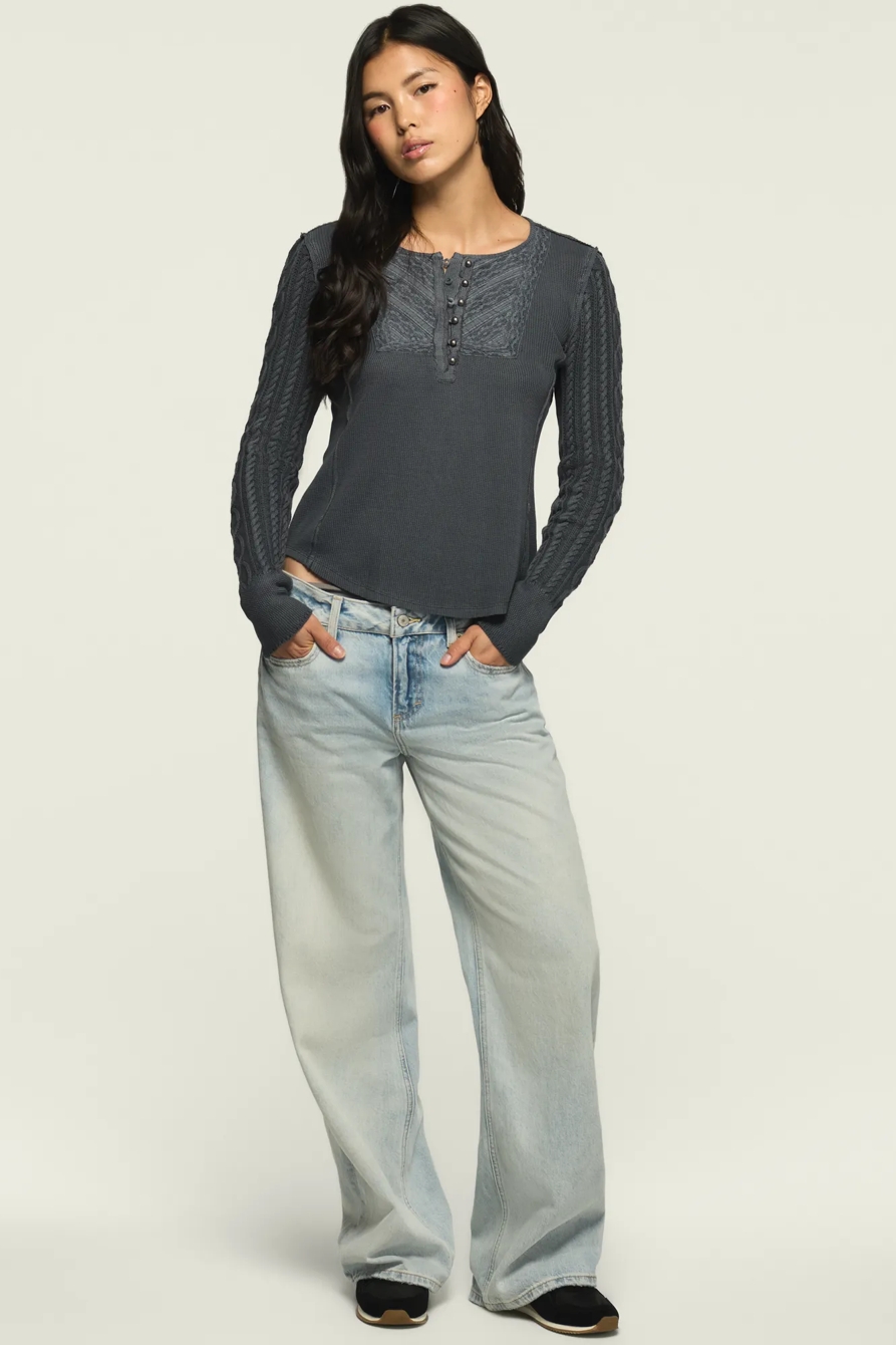 PINTUCK SWEATER MIX HENLEY, image 2
