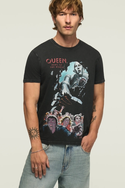 QUEEN NEWS OF THE WORLD TEE, image 1