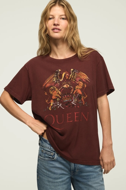 QUEEN LION CREST BOYFRIEND TEE, image 1