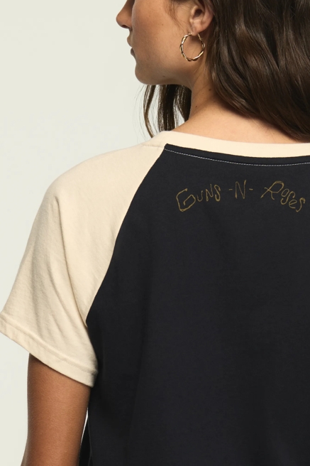 WELCOME TO THE JUNGLE RAGLAN TEE, image 2