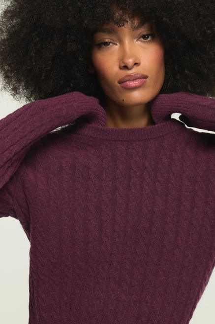 CABLE KNIT CREW SWEATER, image 2