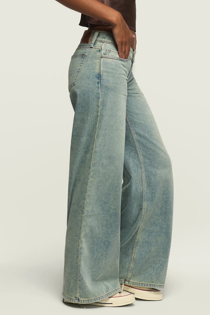 VELVET DENIM LUXE SUPER LOW RISE ULTRA WIDE LEG, image 6
