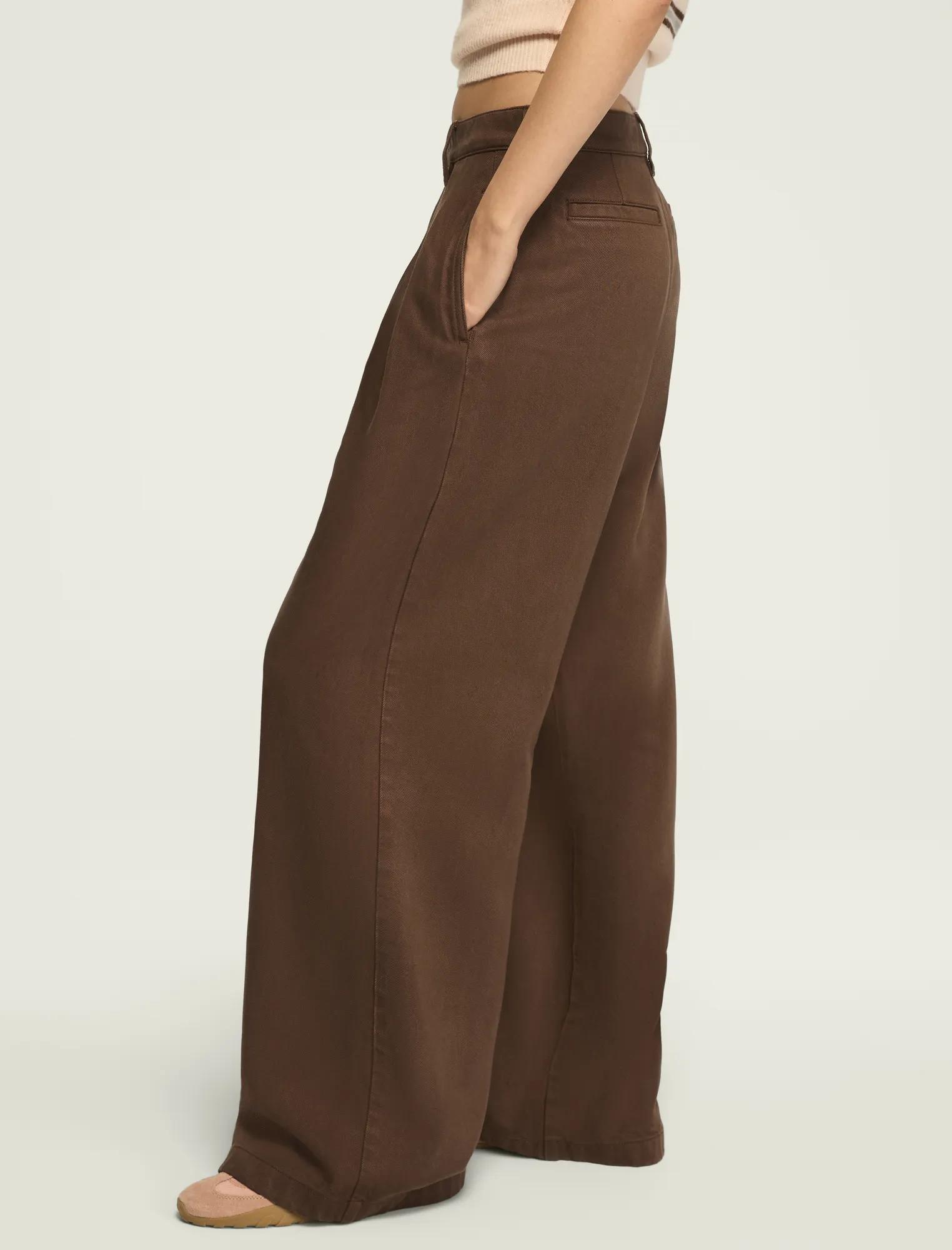 double pleated trouser