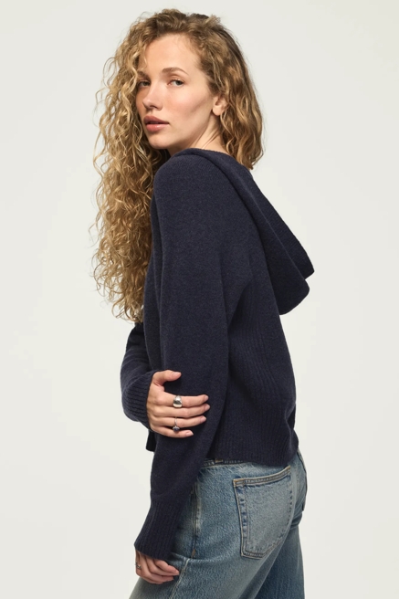 CLOUD SOFT PULLOVER HOODIE, image 4