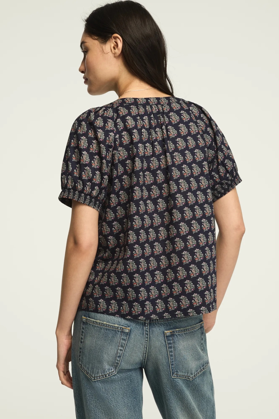 SHORT SLEEVE PINTUCK PEASANT TOP, image 3