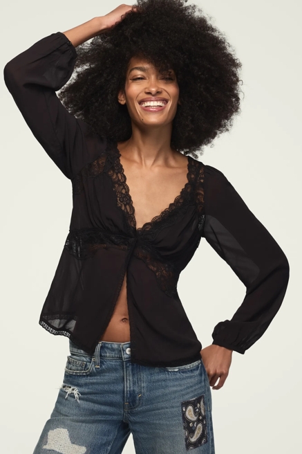 LONG SLEEVE LACE CUTAWAY TOP, image 1