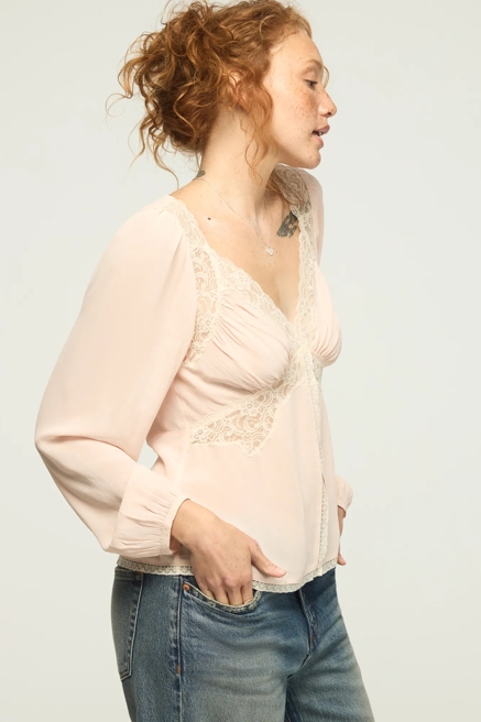 LONG SLEEVE LACE CUTAWAY TOP, image 4