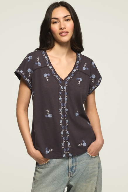 FLORAL EMBROIDERED PEASANT TEE, image 1