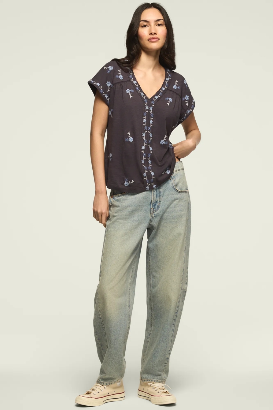 FLORAL EMBROIDERED PEASANT TEE, image 5