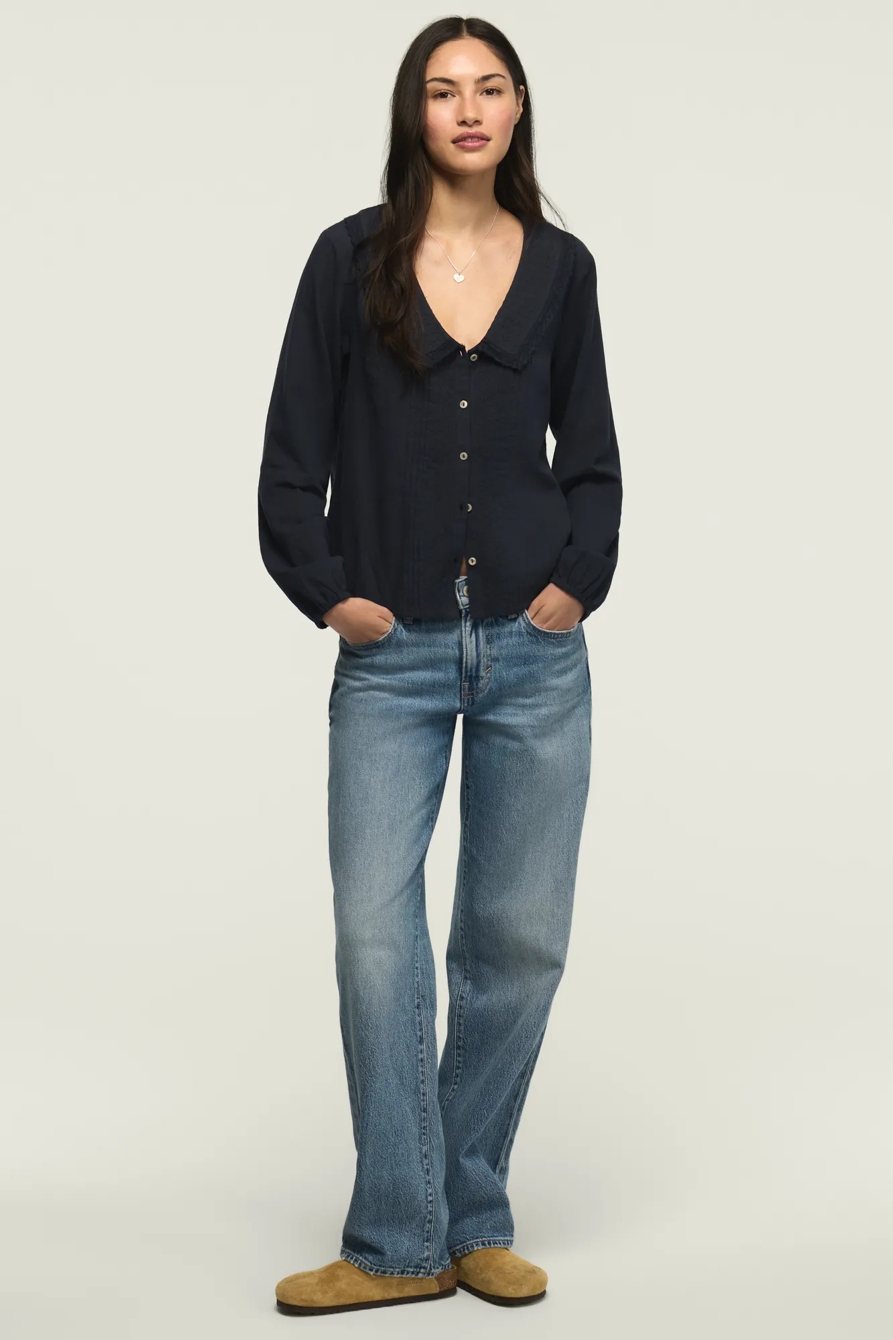 LONG SLEEVE PETER PAN COLLAR TOP, image 2
