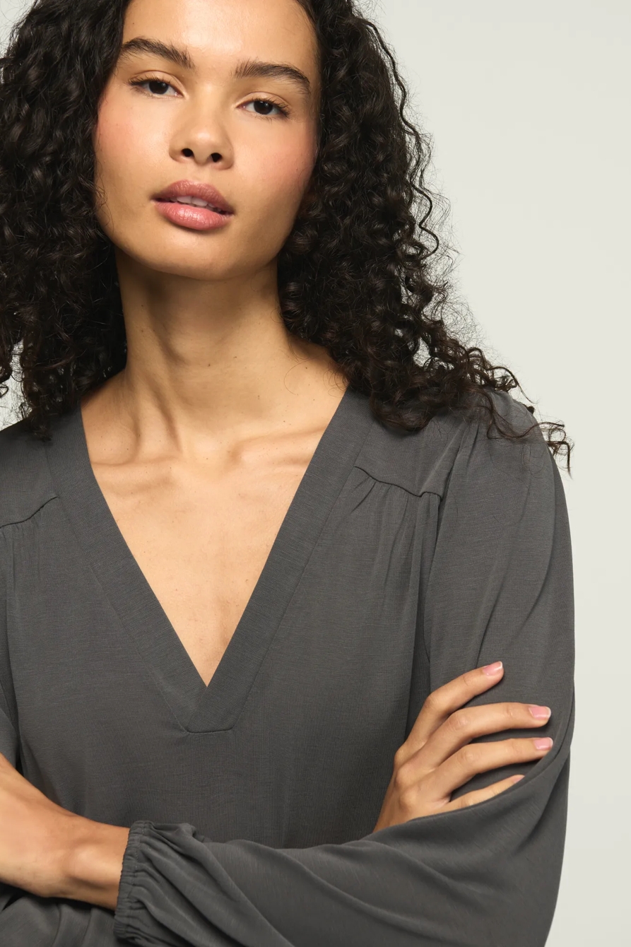SANDWASH LONG SLEEVE V NECK TOP, image 5