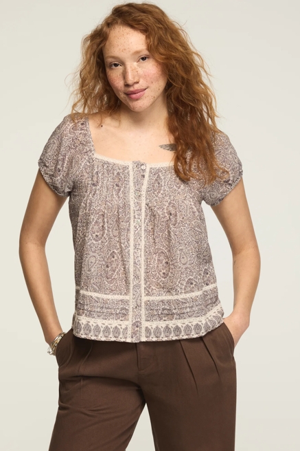 CAP SLEEVE LACE PEASANT TOP, image 2