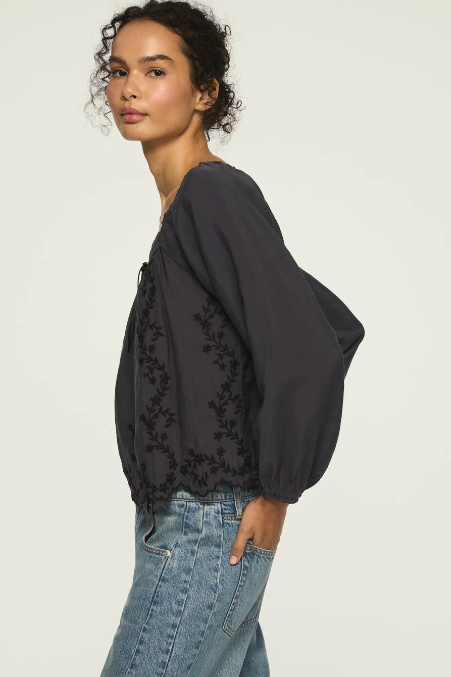 EMBROIDERED SQUARE NECK BLOUSE, image 4