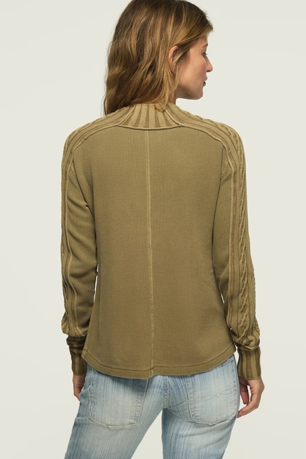 SWEATER MIX TURTLENECK TOP, image 3
