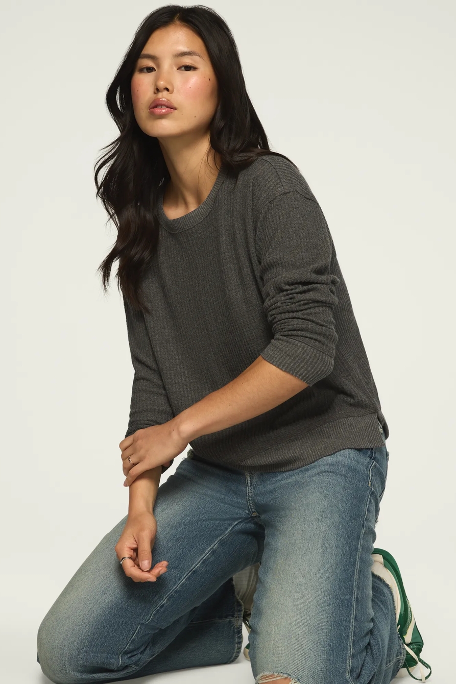 LONG SLEEVE CLOUD WAFFLE CREW TOP, image 2