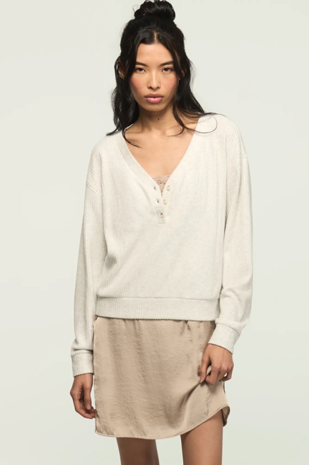 CLOUD V-NECK HENLEY POPOVER, image 1