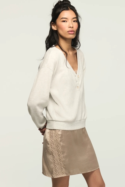 CLOUD V-NECK HENLEY POPOVER, image 4