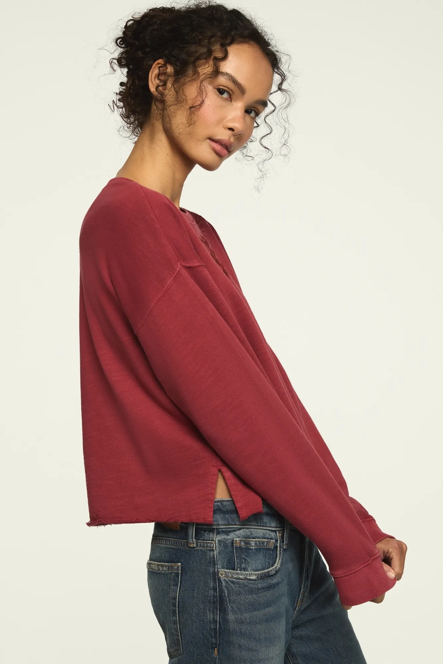 EMBROIDERED HEART CREWNECK, image 4
