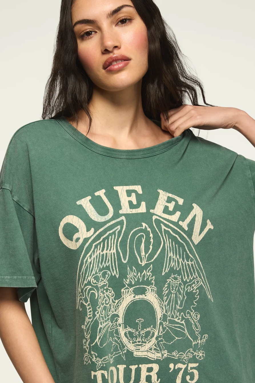 QUEEN TOUR 75 OVERSIZED TEE, image 2