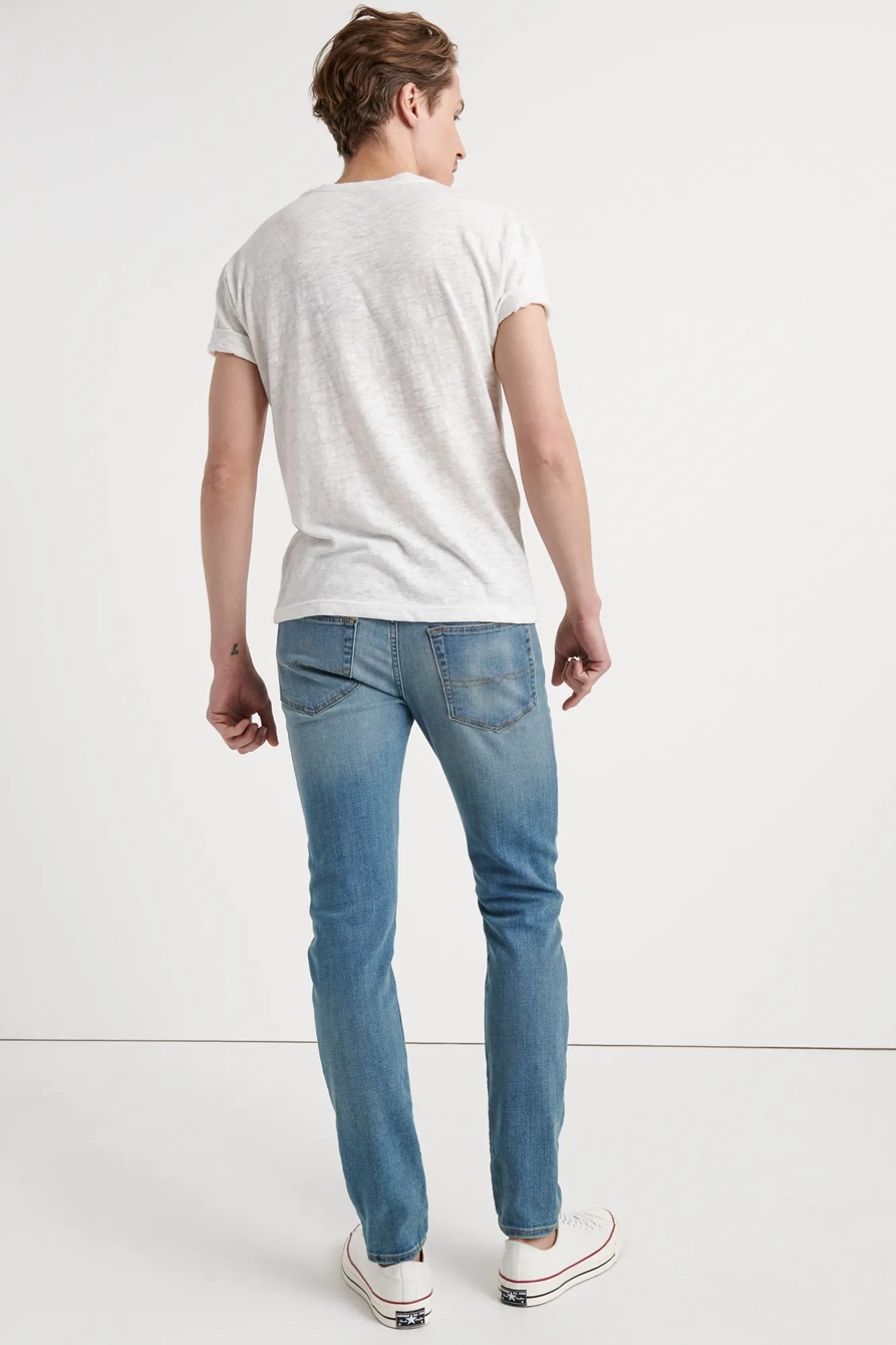 105 SLIM TAPER COOLMAX JEAN, image 3