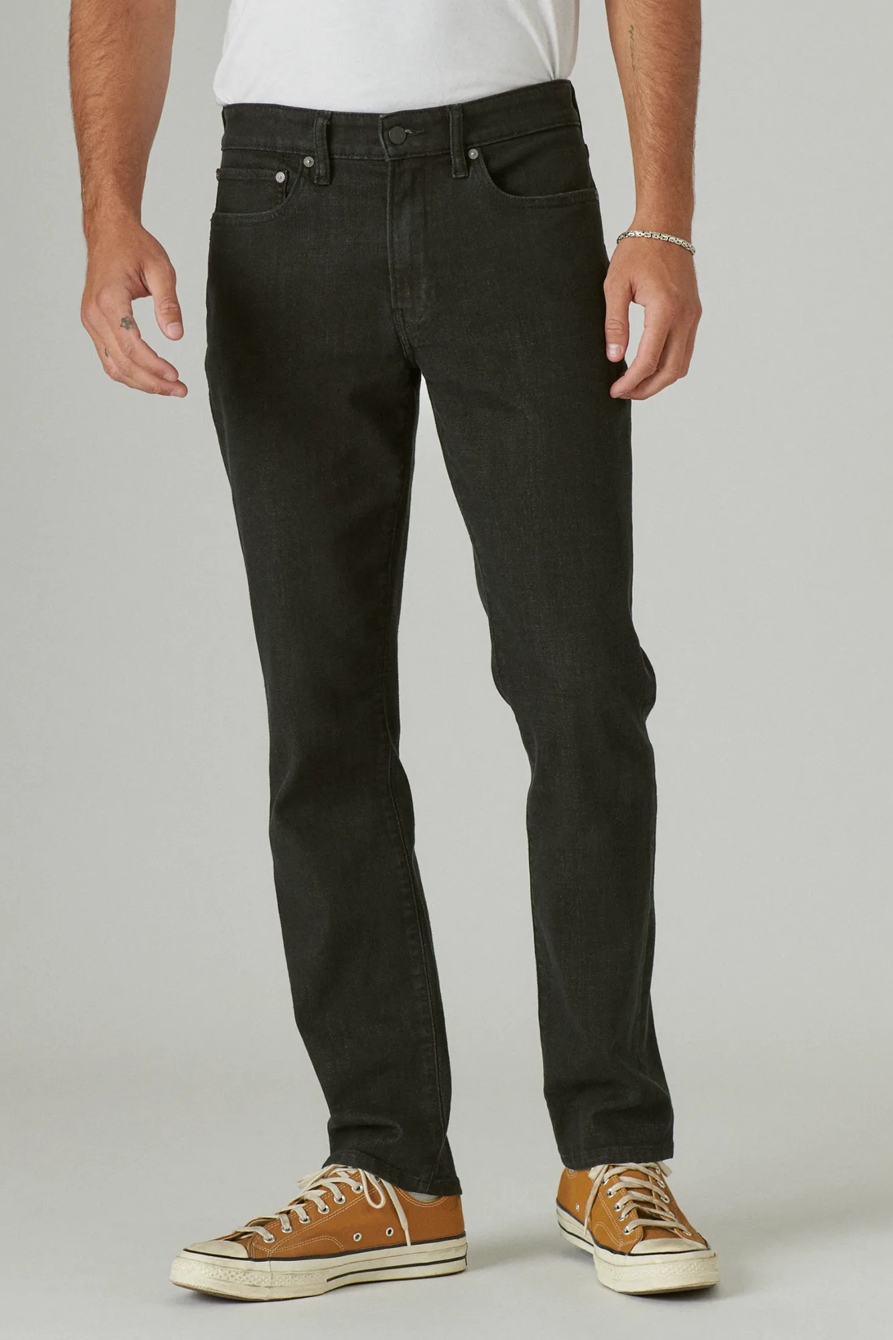 121 SLIM STRAIGHT COOLMAX JEAN, image 4