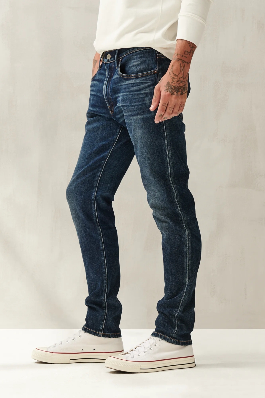 105 SLIM TAPER 4-WAY STRETCH JEAN, image 2