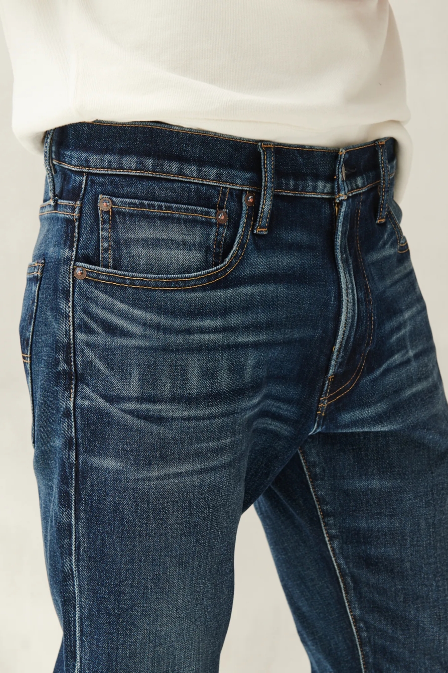 105 SLIM TAPER 4-WAY STRETCH JEAN, image 4