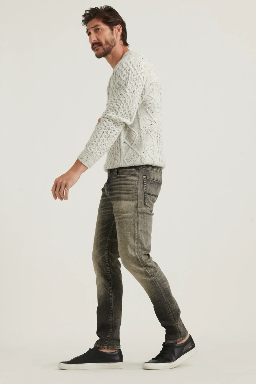 105 SLIM TAPER ADVANCED STRETCH JEAN, image 3