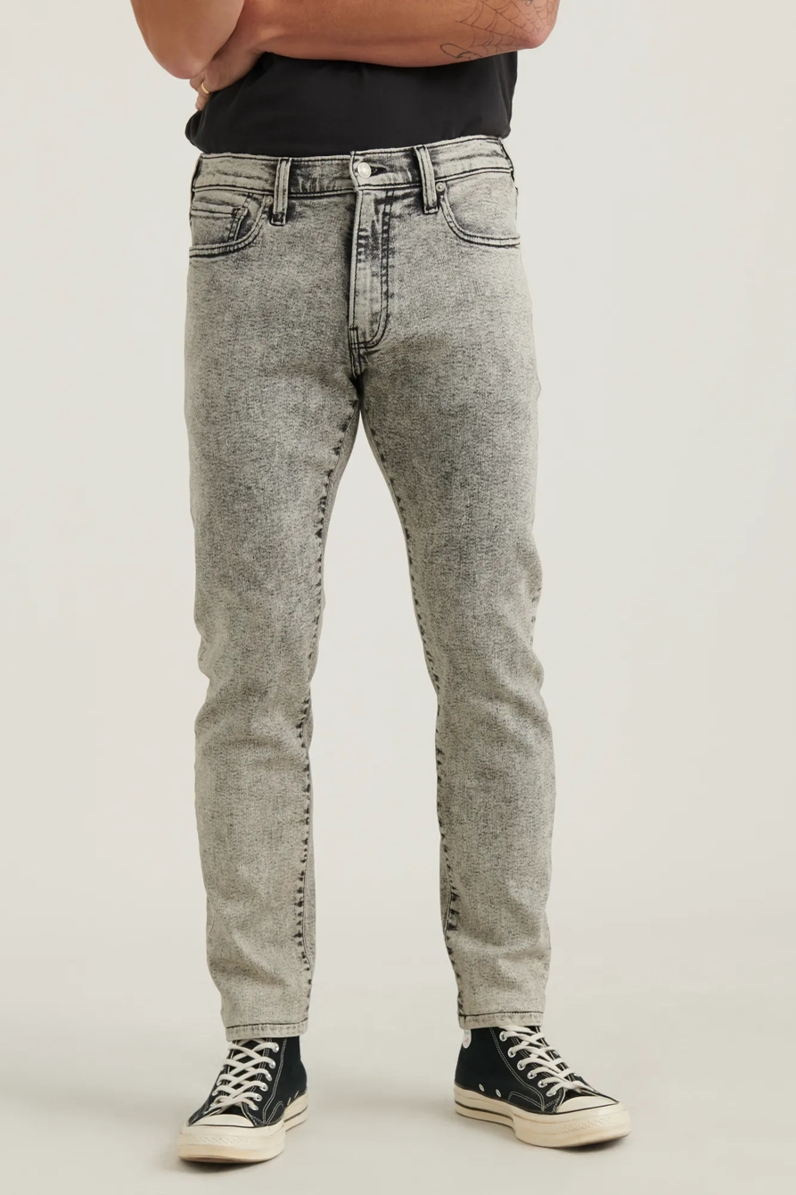 105 SLIM TAPER ADVANCED STRETCH JEAN, image 2