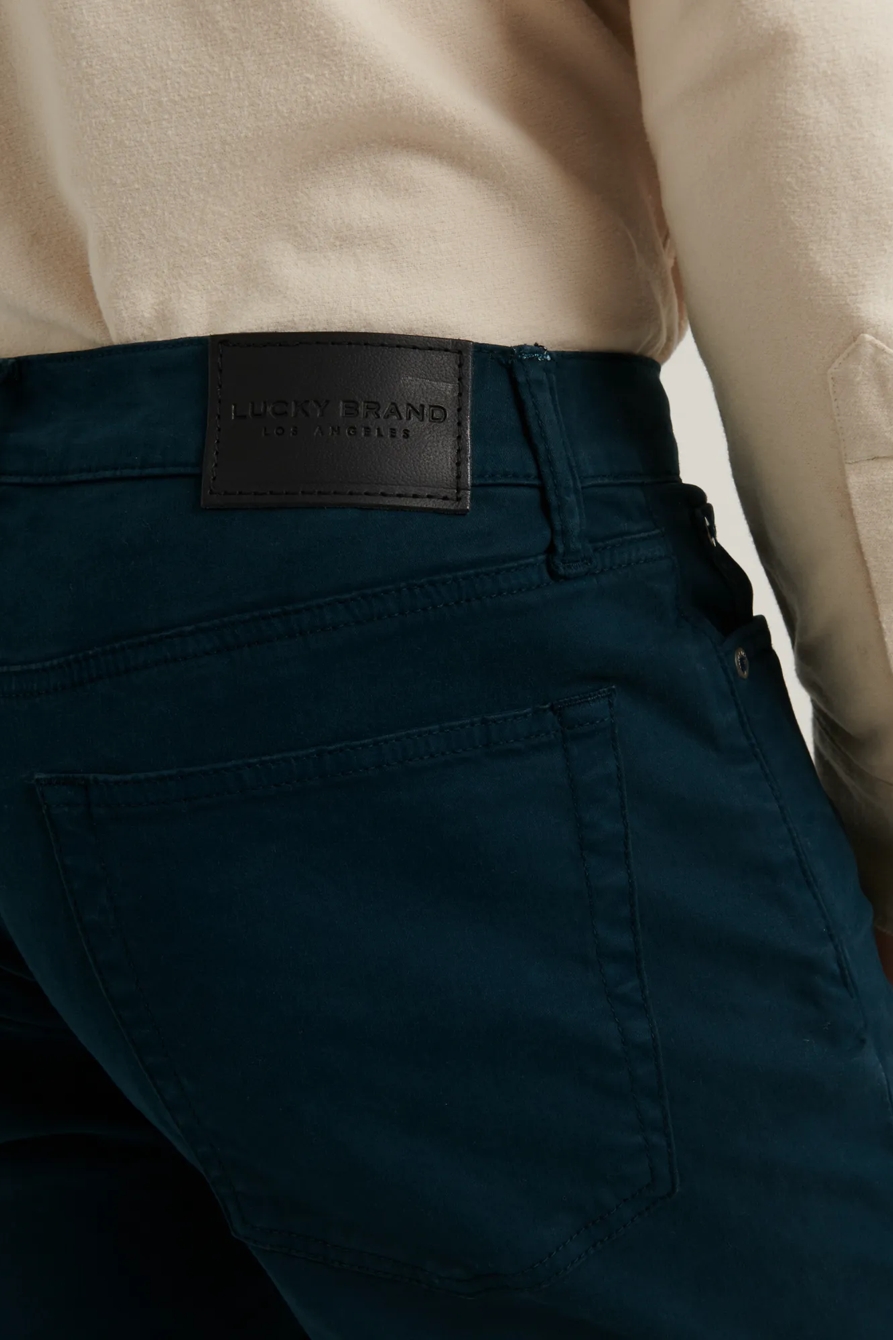 121 SLIM STRAIGHT SATEEN STRETCH JEAN, image 6