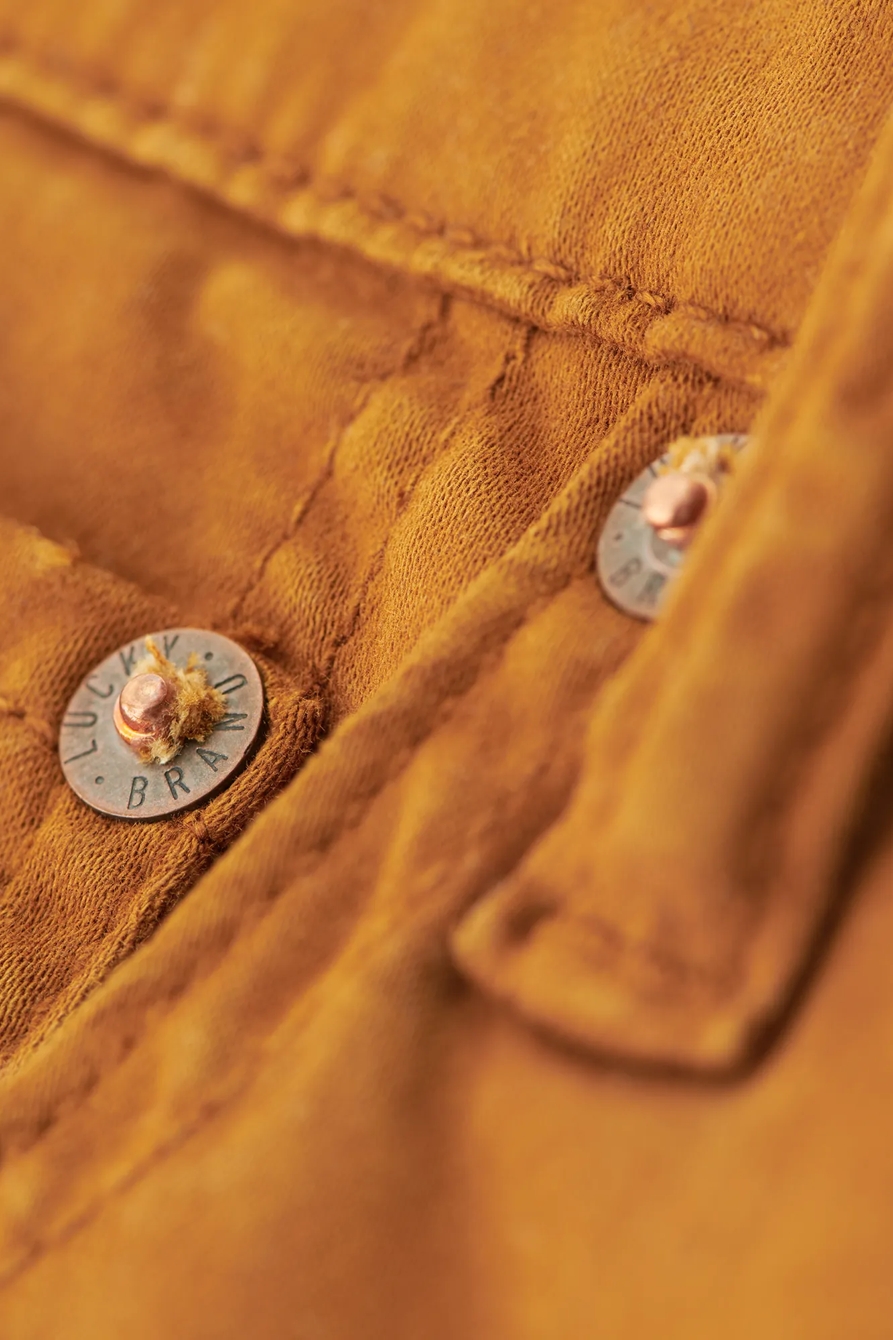 105 SLIM TAPER SATEEN STRETCH JEAN, image 8