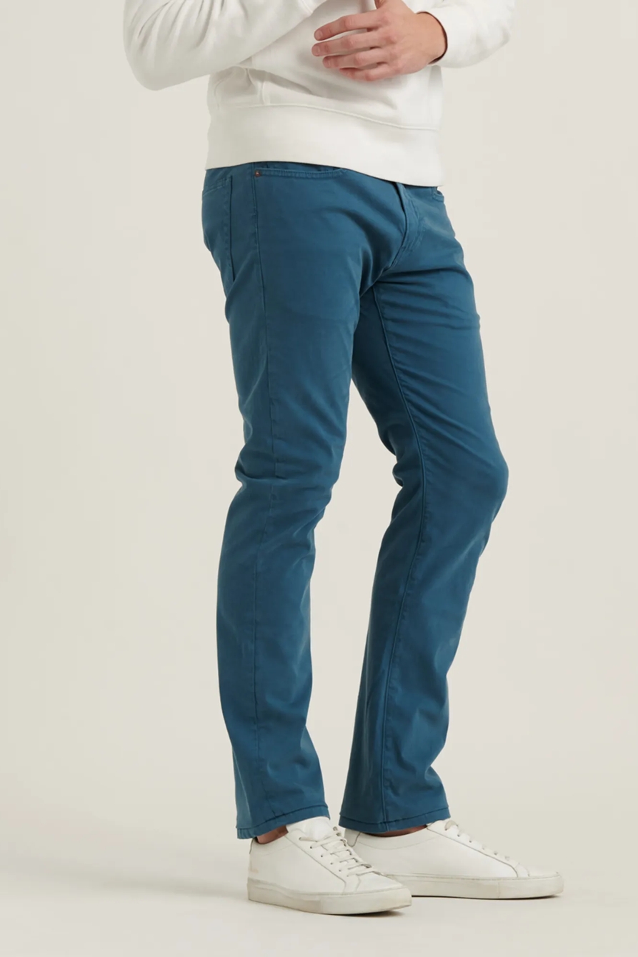 223 STRAIGHT SATEEN STRETCH JEAN, image 3