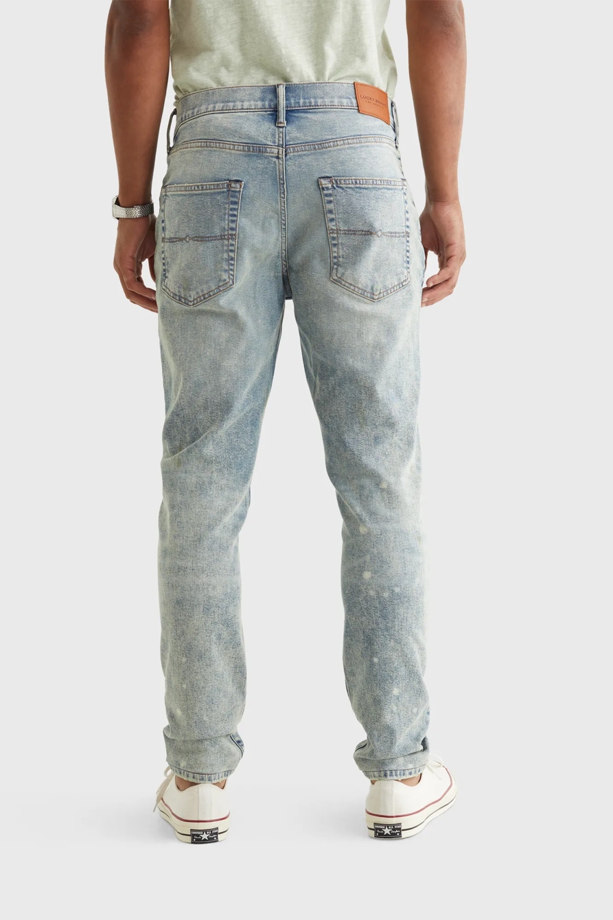 411 ATHLETIC TAPER TENCEL STRETCH JEAN, image 3