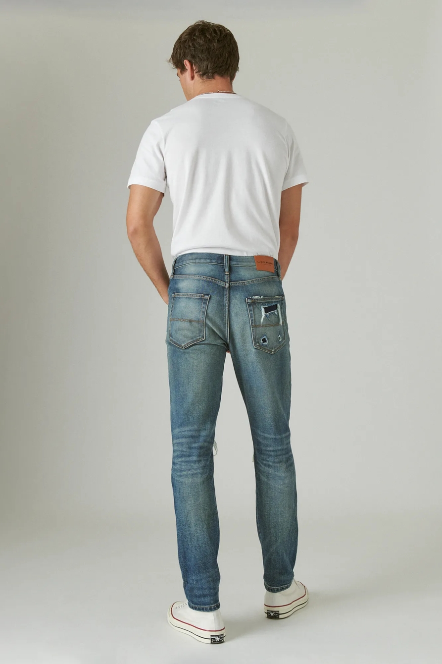 411 ATHLETIC TAPER JEAN, image 3