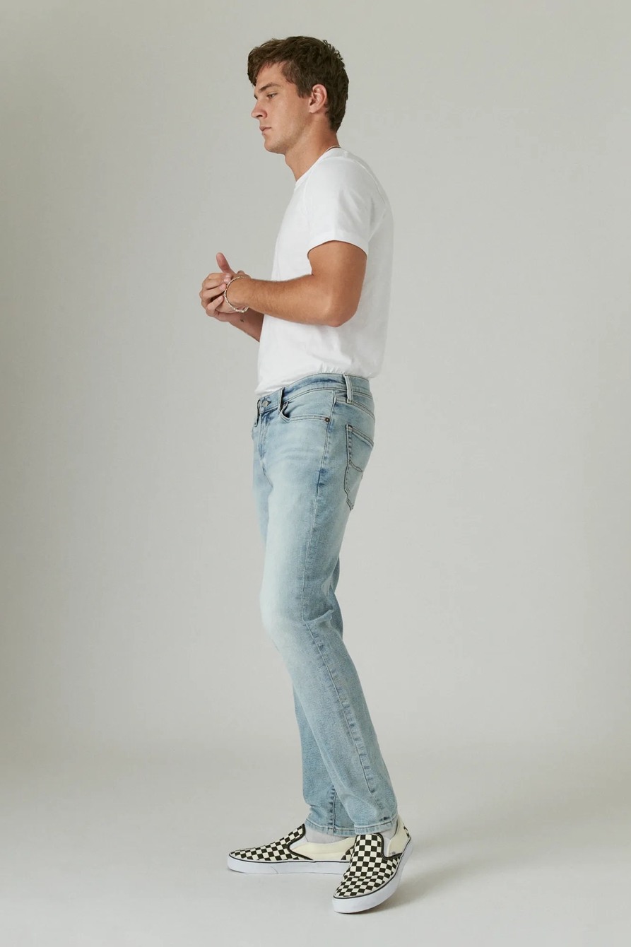 411 ATHLETIC TAPER ADVANCED STRETCH JEAN, image 2