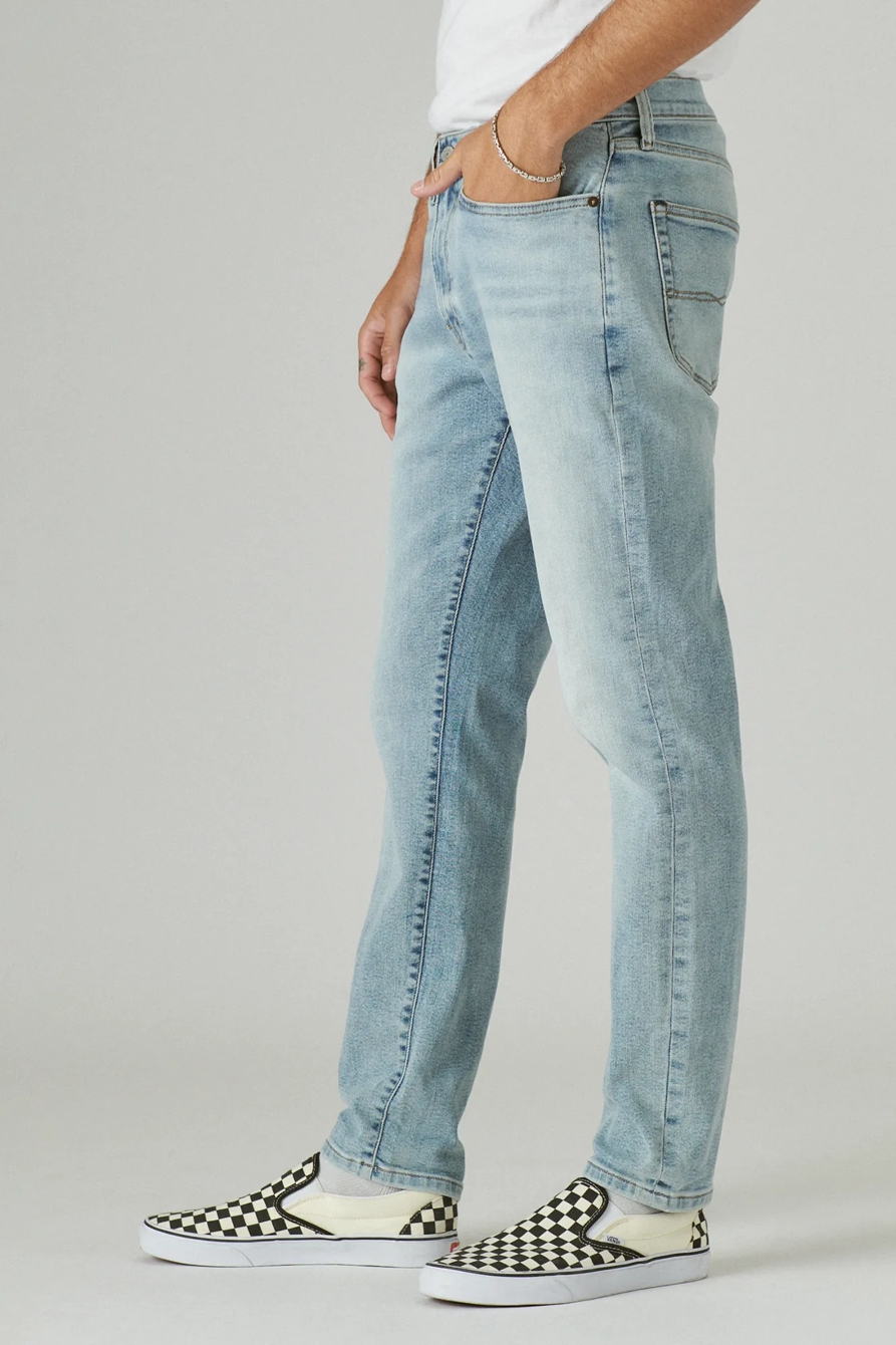 411 ATHLETIC TAPER ADVANCED STRETCH JEAN, image 5