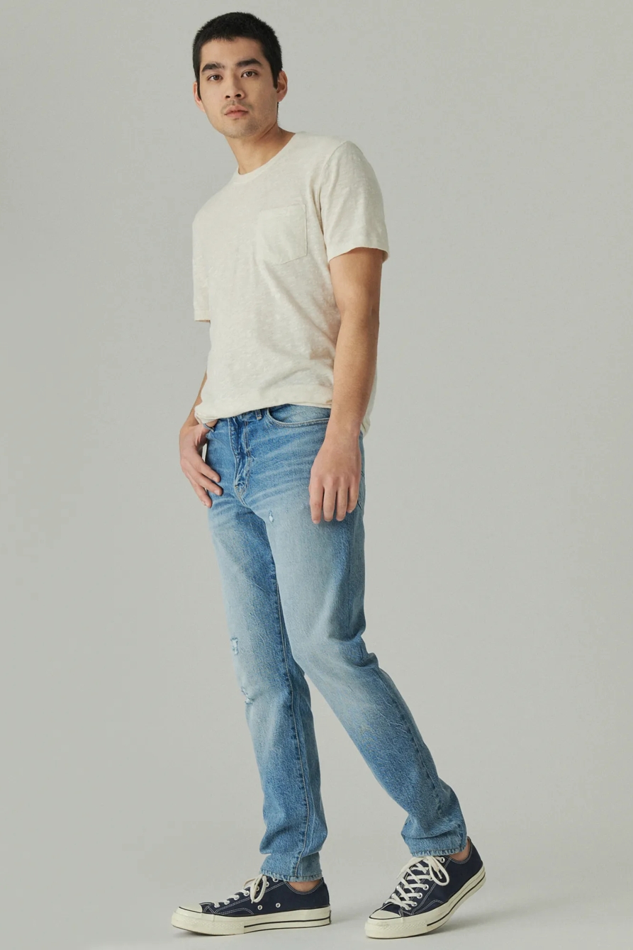 411 ATHLETIC TAPER COMFORT STRETCH JEAN, image 2