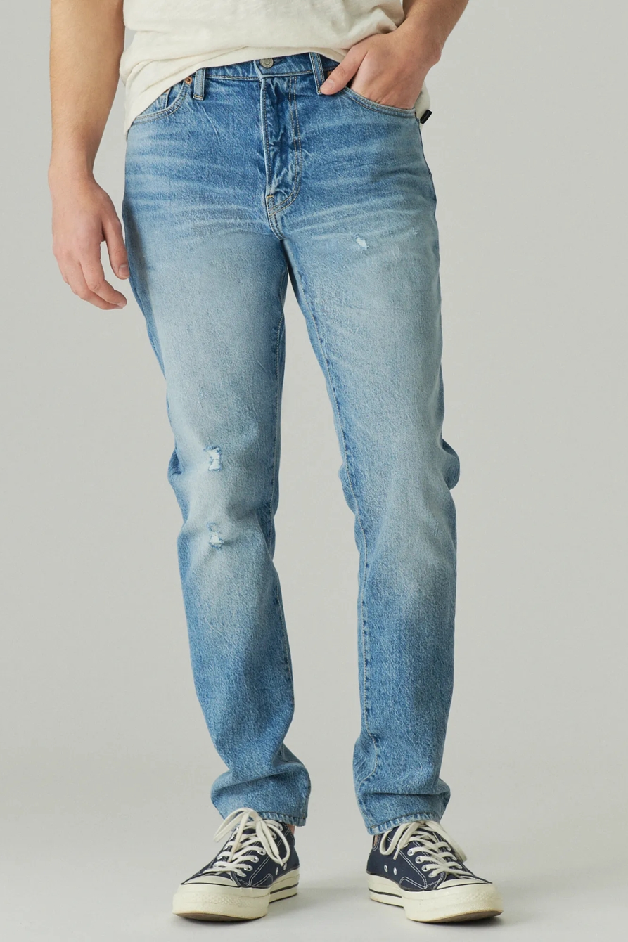 411 ATHLETIC TAPER COMFORT STRETCH JEAN, image 4