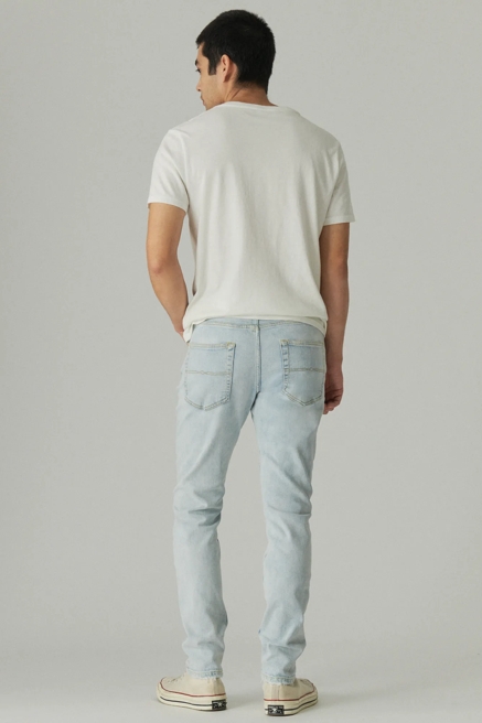 411 ATHLETIC TAPER JEAN, image 3