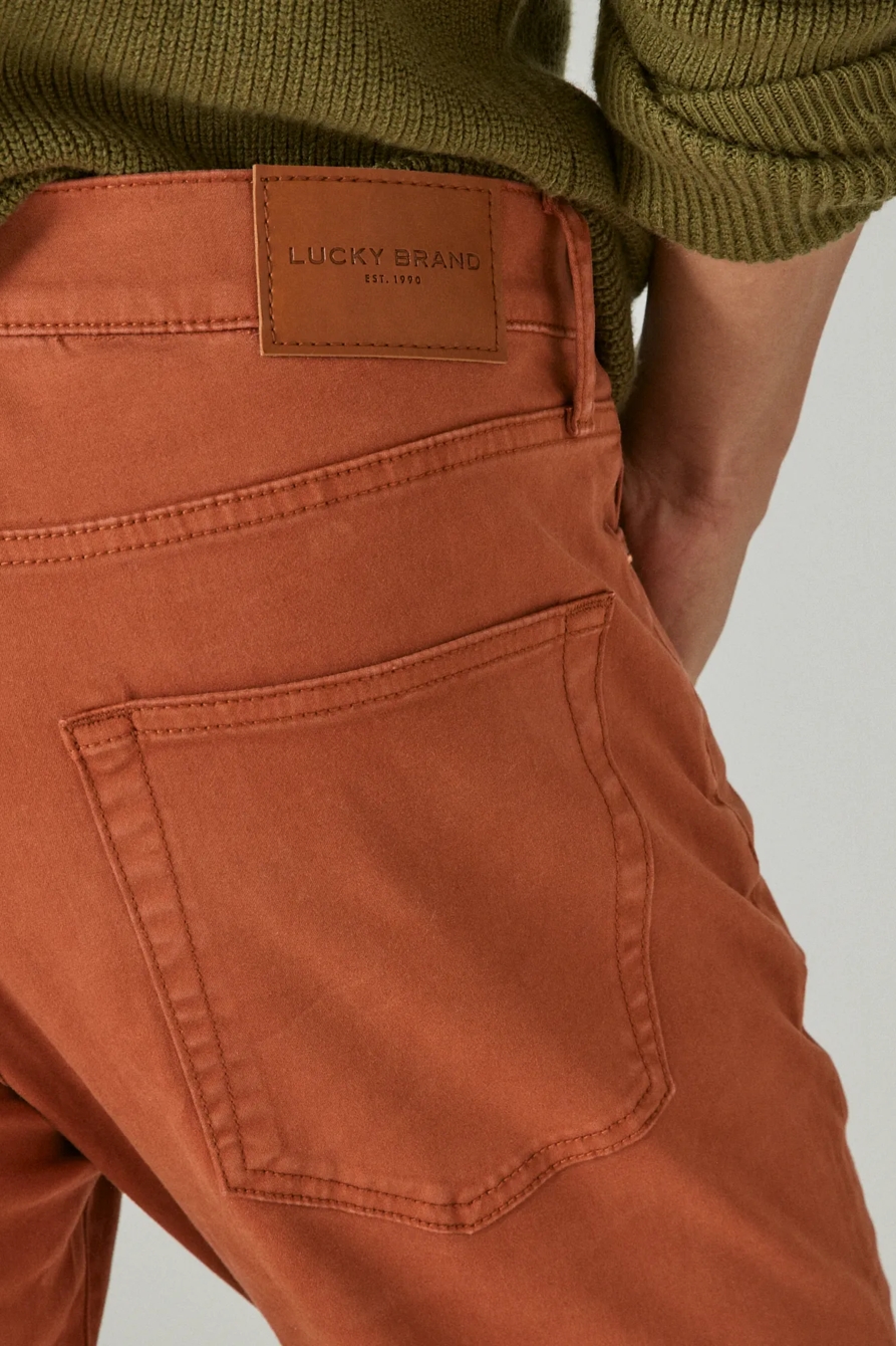 411 ATHLETIC TAPER SATEEN STRETCH JEAN, image 5