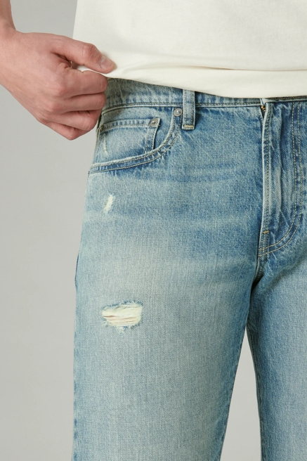 223 STRAIGHT, image 4