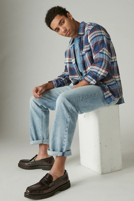 363 STRAIGHT, image 2