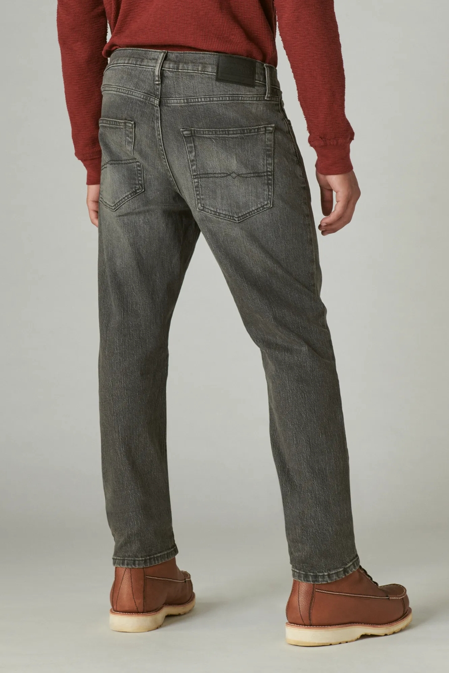 410 ATHLETIC STRAIGHT COMFORT STRETCH JEAN, image 3