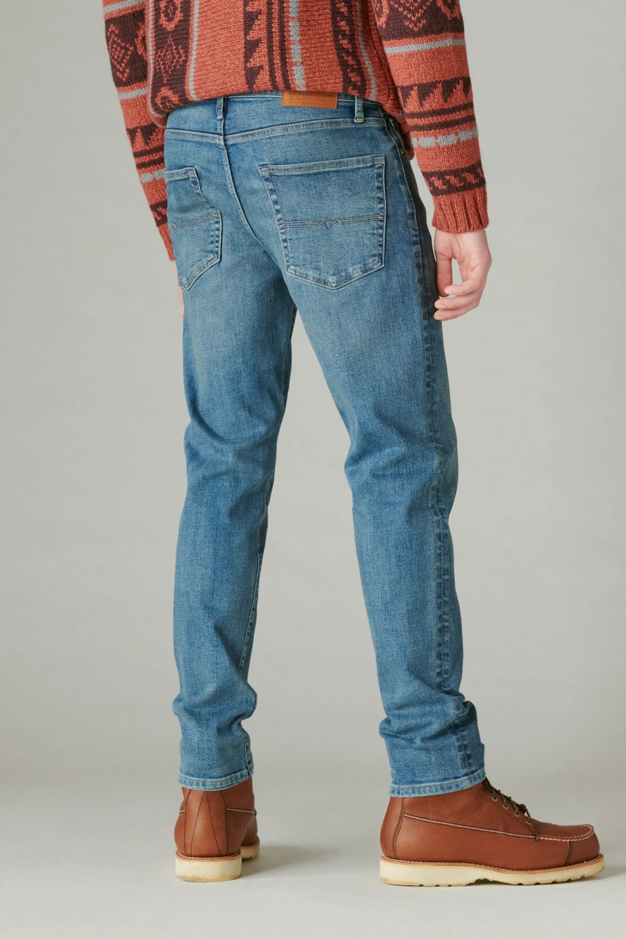 412 ATHLETIC SLIM JEAN, image 3