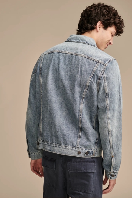THE DENIM TRUCKER JACKET, image 4