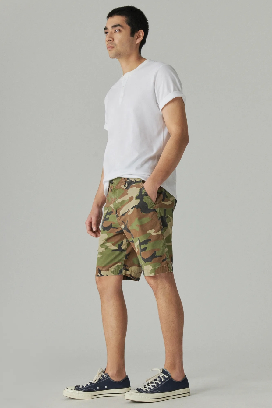 9" STRETCH TWILL FLAT FRONT SHORT, image 2