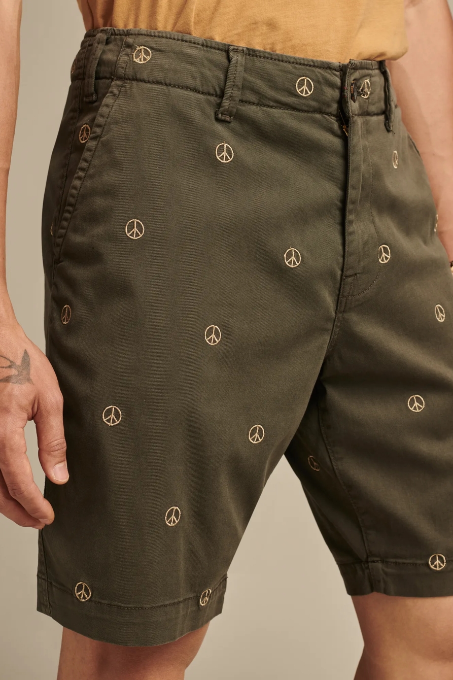 9" STRETCH TWILL FLAT FRONT EMBROIDERED SHORT, image 4