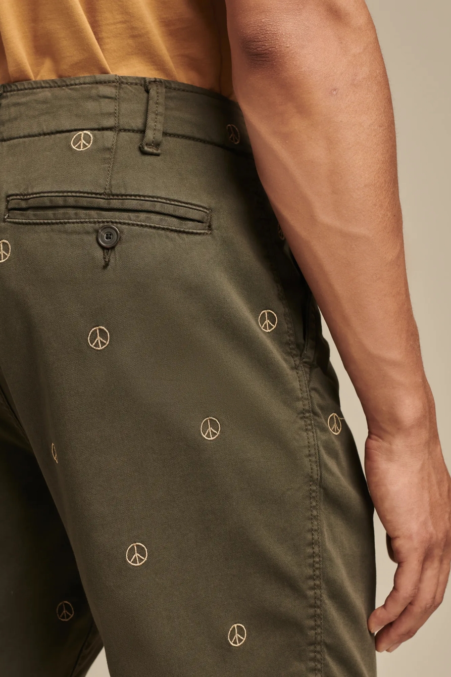 9" STRETCH TWILL FLAT FRONT EMBROIDERED SHORT, image 5