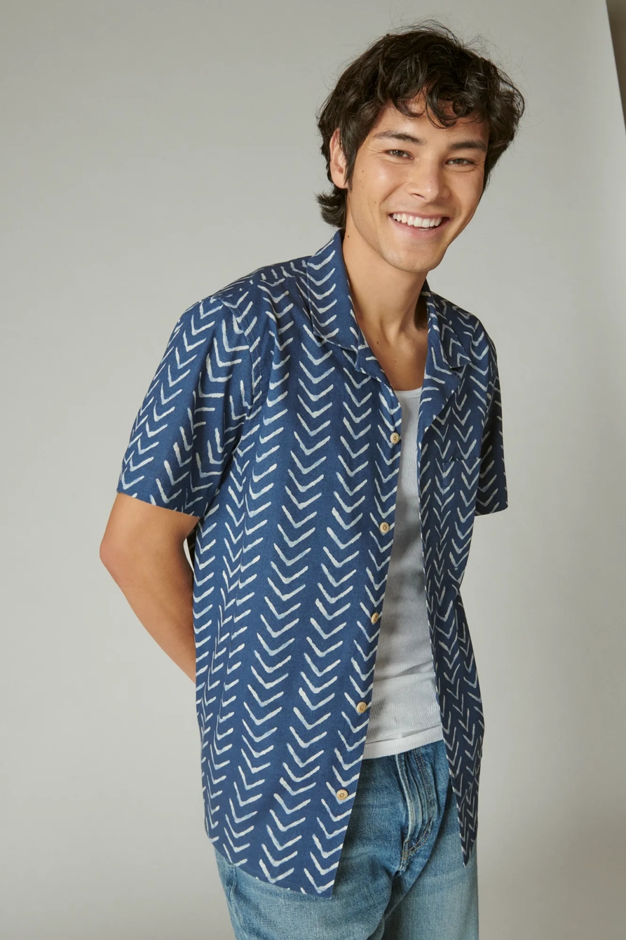 PRINTED SHORT SLEEVE CAMP COLLAR SHIRT, image 2